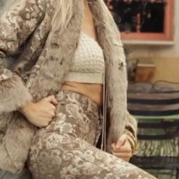 Chasing Unicorns Band on the Run Jacket Beige NWOT - Picture 2 of 9